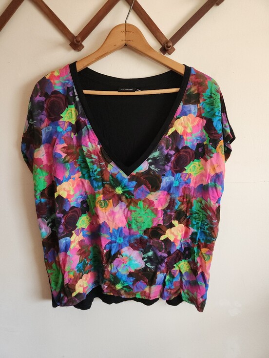 Desigual Tops - Desigual Multicolor Floral V-Neck Short Cap Sleeve Tee Viscose X Large